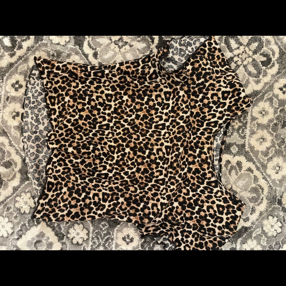 American Eagle crop top